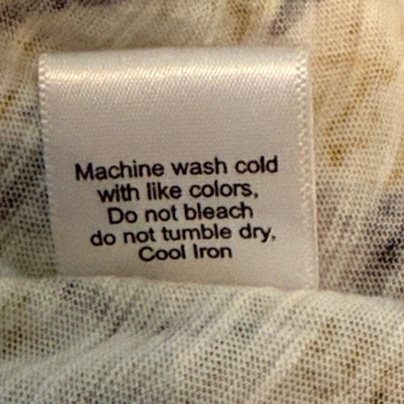 CINO Floral Long Sleeve Tee Top - Picture 6 of 6